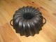 Very Rare Very Big Old Antique Cast Iron Bundt Pan Germany 3222 G Other Antique Home & Hearth photo 1
