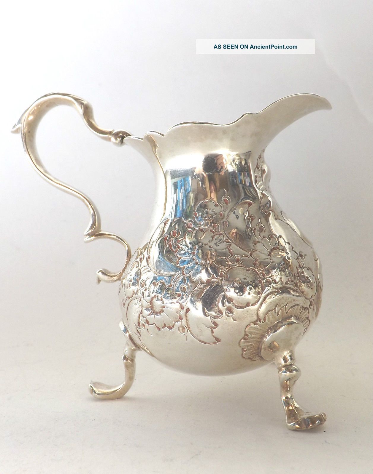 Jug Flower Chrysanthemum Georgian Solid Sterling Silver George Jones 1743 Pitchers & Jugs photo