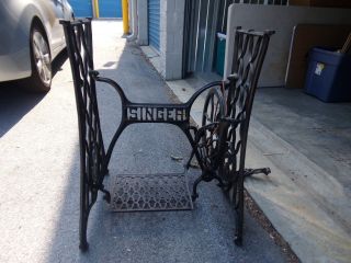 Antique Singer Black Cast Iron Treadle Sewing Machine Pedal Base Stand photo