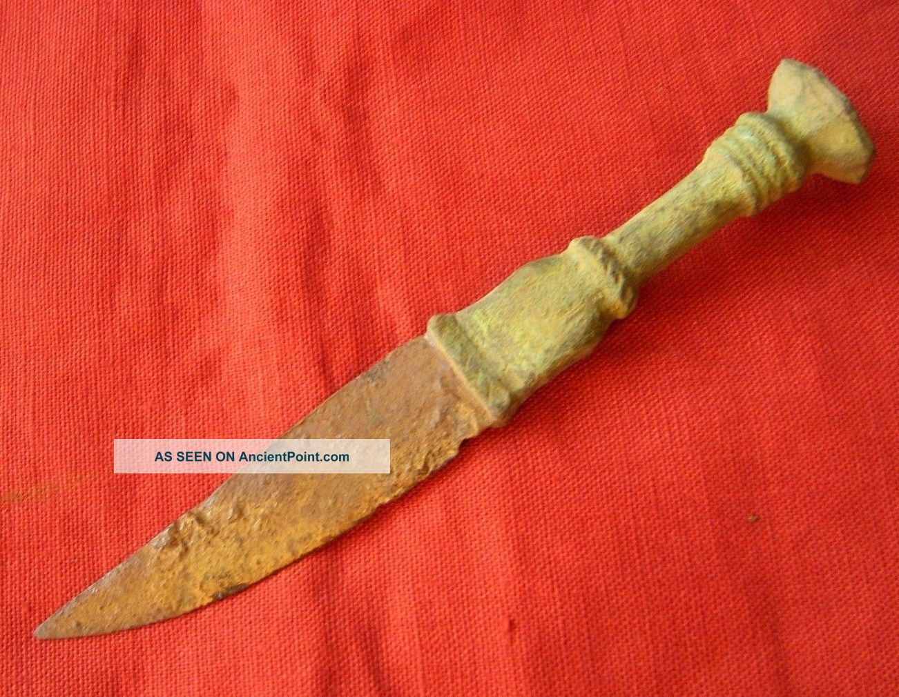T82.  Roman Style Knife With Bronze Handle And Authentic Iron Blade. Roman photo