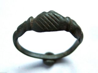 Circa.  1300 - 1400 A.  D British Found Medieval Period Ae Bronze Clasped Hands Ring photo