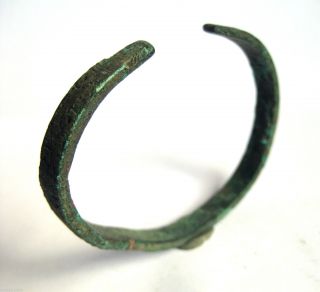 800 A.  D British Found Viking Bronze Zoomorphic Wrist Torc.  Dragon Head Terminals photo