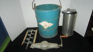 Antique Hand Crank White Mountain Ice Cream Freezer Maker 4qt.  Wood Barrel Usa photo