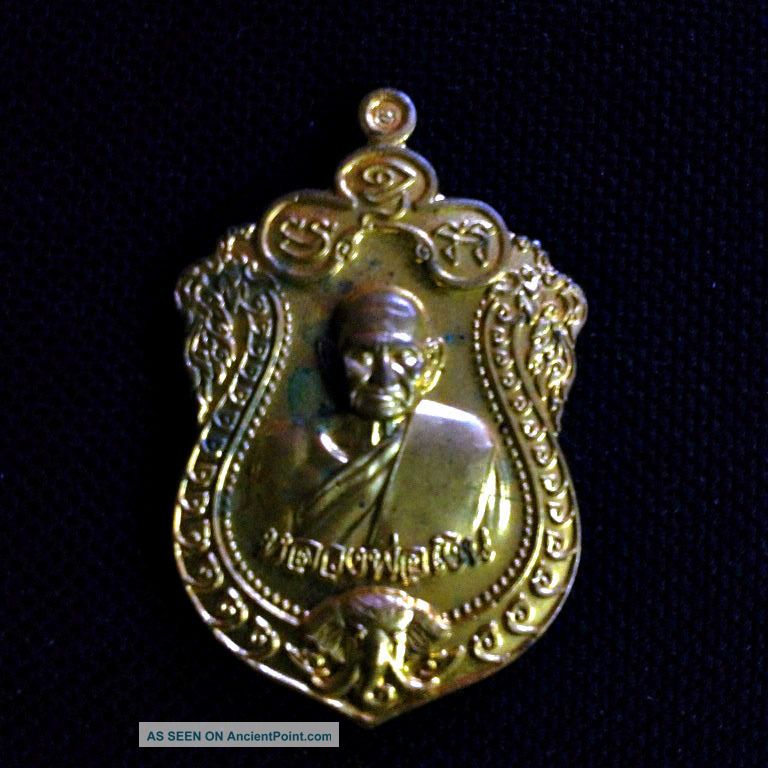 Buddha Thai Amulets Phra Lp Ngern Legend Master Pendant Yantra Magic Lucky A036 Amulets photo