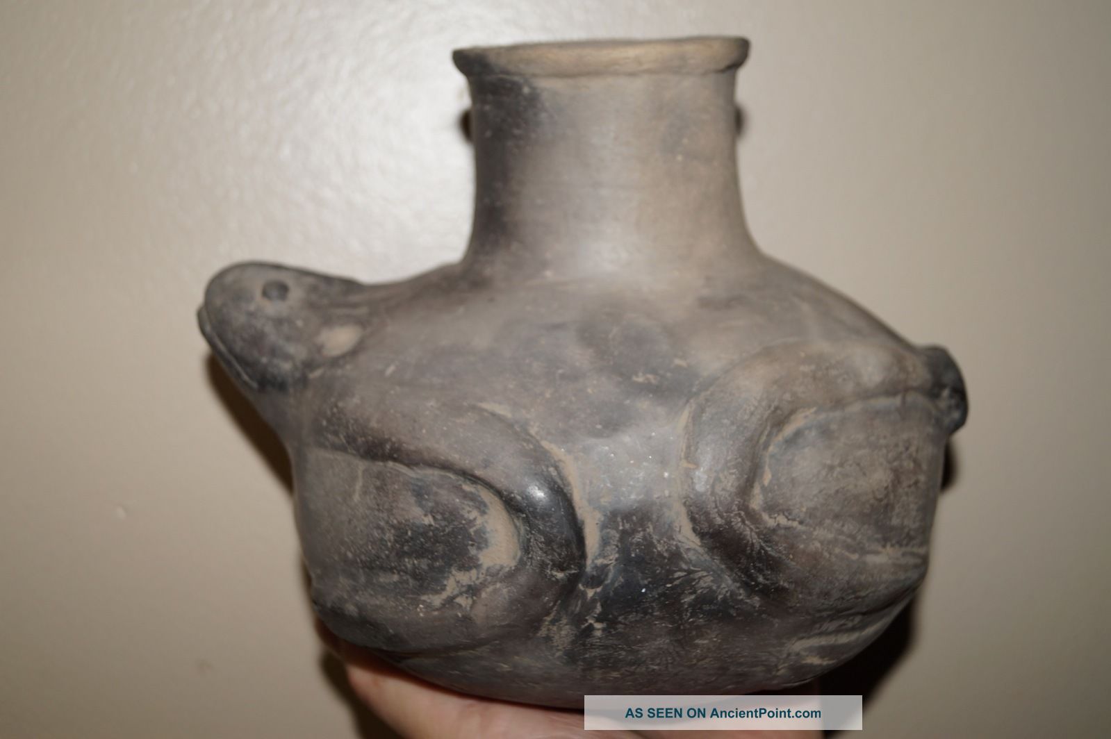 One Of The Finest Large Mississippian Frog Effigy Water Bottle On The Planet The Americas photo