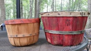 2 Vintage Bushel Splint Wood Fruit Apple Baskets Red And Green Bands 420 8 Quart photo