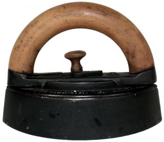 Antique Colebrookdale Iron Company Cast Iron W/wooden Handle Sad Iron No.  3 photo