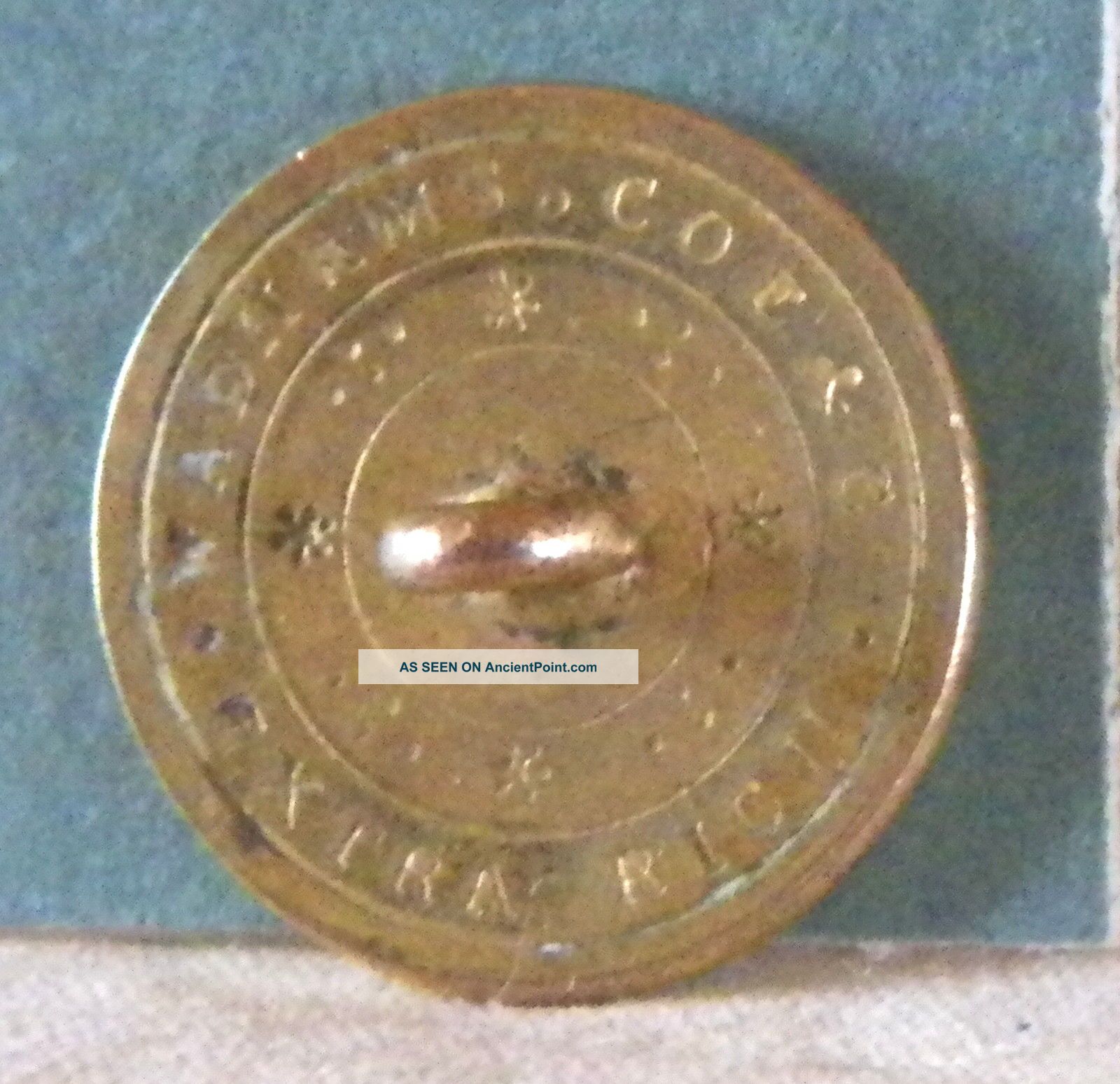 Bb 1835 - 38 Wadhams,  Coe & Co Extra Rich Antique Golden Age Button Medium Buttons photo
