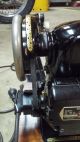 Singer Sewing Machine - - 1920 - - Perfectly Sewing Machines photo 8