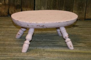 Vtg Wood Stool Milking Country Primitive Rustic Farm Wooden Foot Rest Step Pink photo
