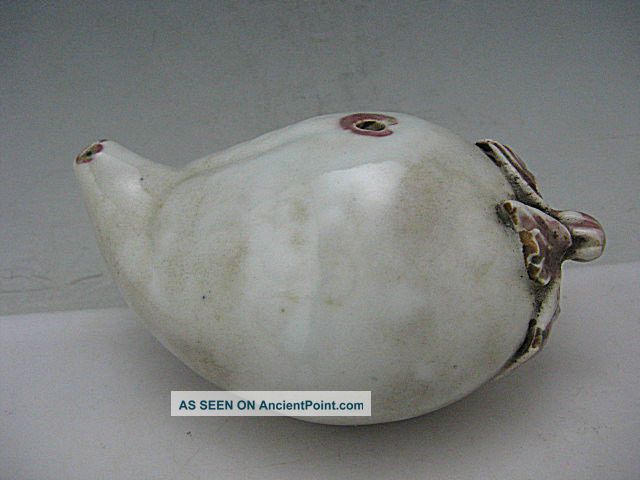 Wonderful China Porcelain Hand Carved Peaches Water Dropper Snuff Bottles photo