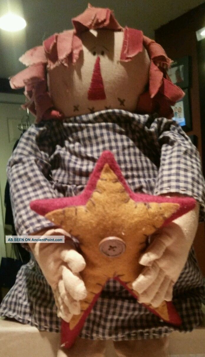 Primitive Rag Doll Hllding A Star Honey And Me Give An Offer Primitives photo