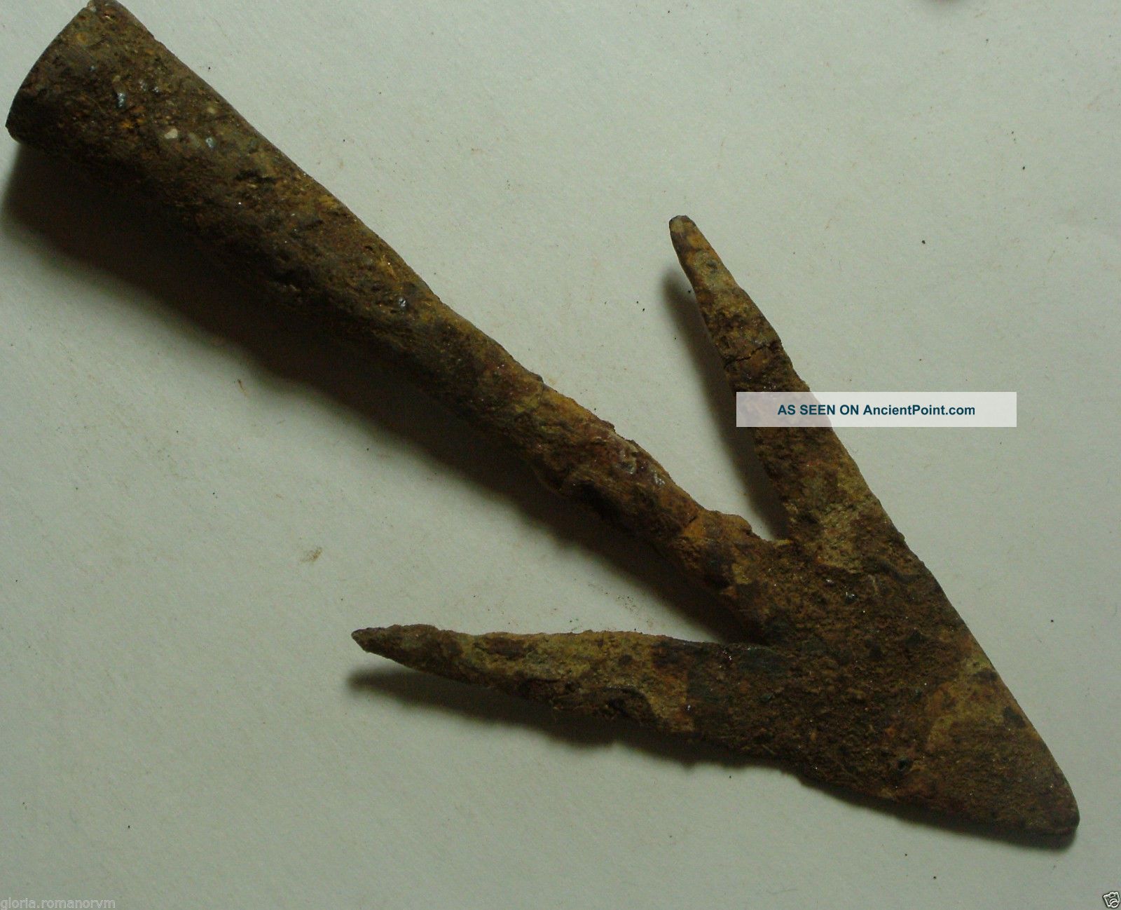 Rare Ancient Roman Weapon Javelin Arrowhead Swallowtail Bolt Head Spear Blade Roman photo