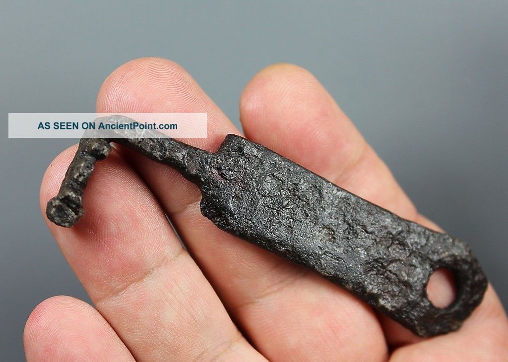 Roman Key,  Iron,  Professional Cleaned,  Well Preserved,  1.  - 4.  Century A.  D. Roman photo