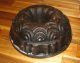Very Old Antique Cast Iron Bundt Pan,  Enamelled 2761 G Other Antique Home & Hearth photo 2