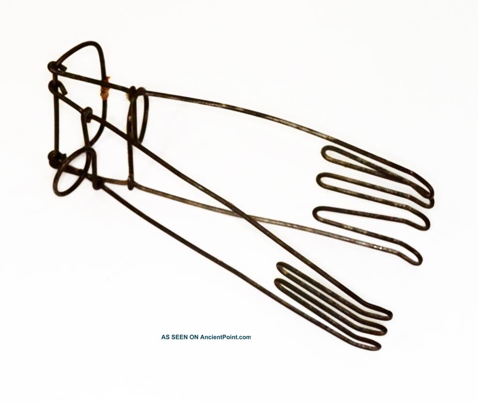 Kitchen Cooking Wire Finger Tongs Unusual Lifters Antique 1900 Rare Primitives photo