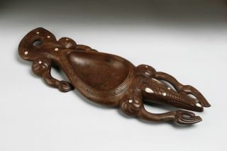 Old Zealand - Maori Carved Wood Bowl / Crocodile Effigy/ Oceanic - South Pacific photo