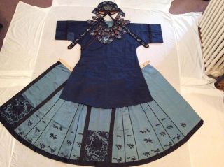 Antique Early 20th Chinese Silk Embroidered Woman Han Costume Robe Embroidery photo