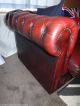 Vintage Luxury Leather Chesterfield 3 Seater Living Room Sofa In Oxblood Red 1900-1950 photo 9