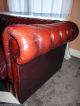 Vintage Luxury Leather Chesterfield 3 Seater Living Room Sofa In Oxblood Red 1900-1950 photo 4