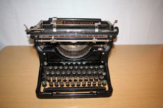Antique Black Underwood 6 - 11 Typewriter 1933 Very Good photo