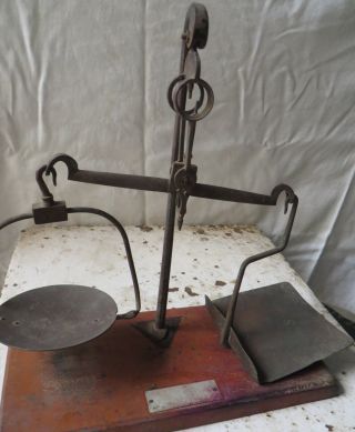 Vintage Antique Primitive Balance Hanging Scale - Ca 1900 Made Of Brass Copper - 08 photo