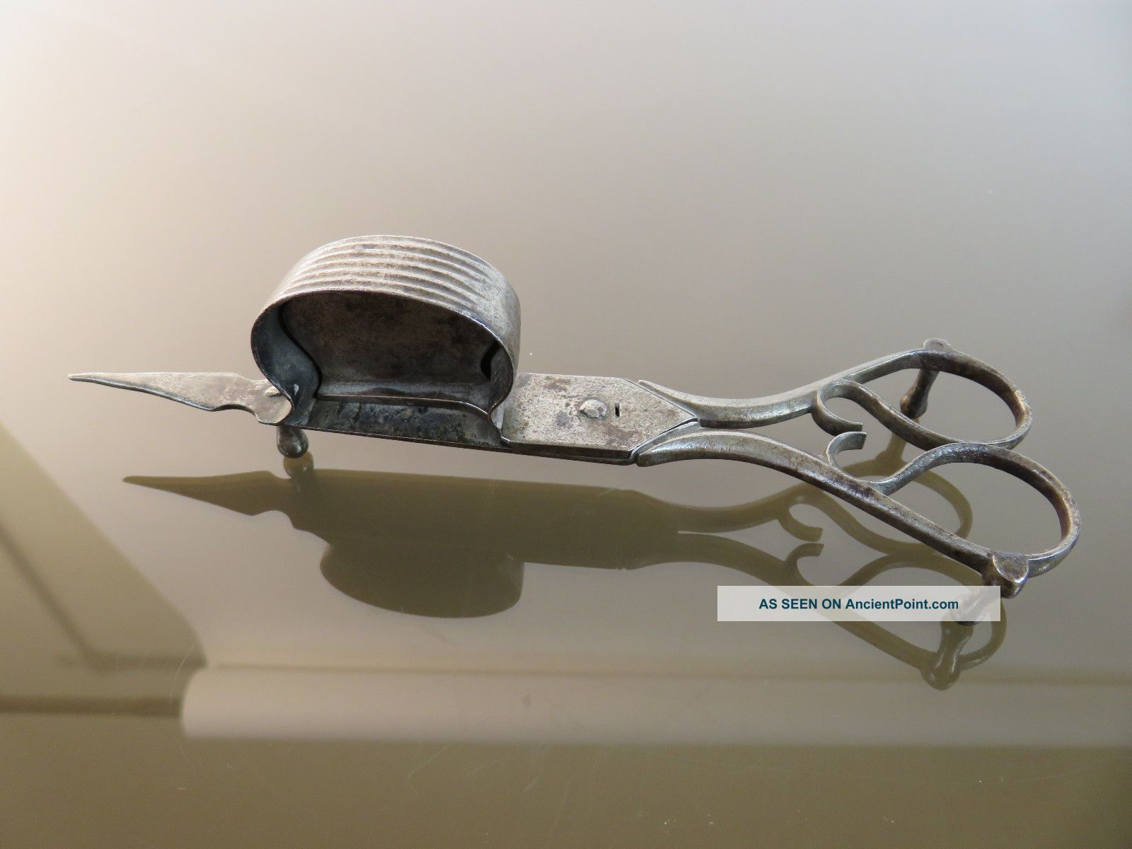 Early American 19thc Hand Made Iron Candle Wick Snuffers