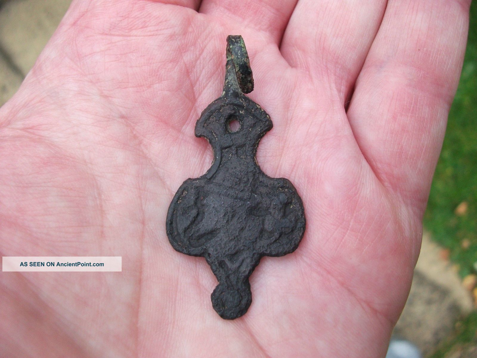 Elizabethan Falconry / Hawking Heraldic Harness Pendant - Quy,  Cambridge.  Find British photo