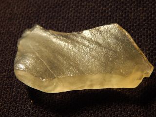 Translucent Prehistoric Tool Made From Libyan Desert Glass Found In Egypt 4.  61gr photo