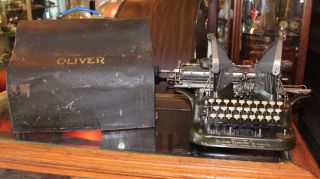 Antique Oliver No.  5 Bat - Wing Portable Typewriter With Carrying Case photo