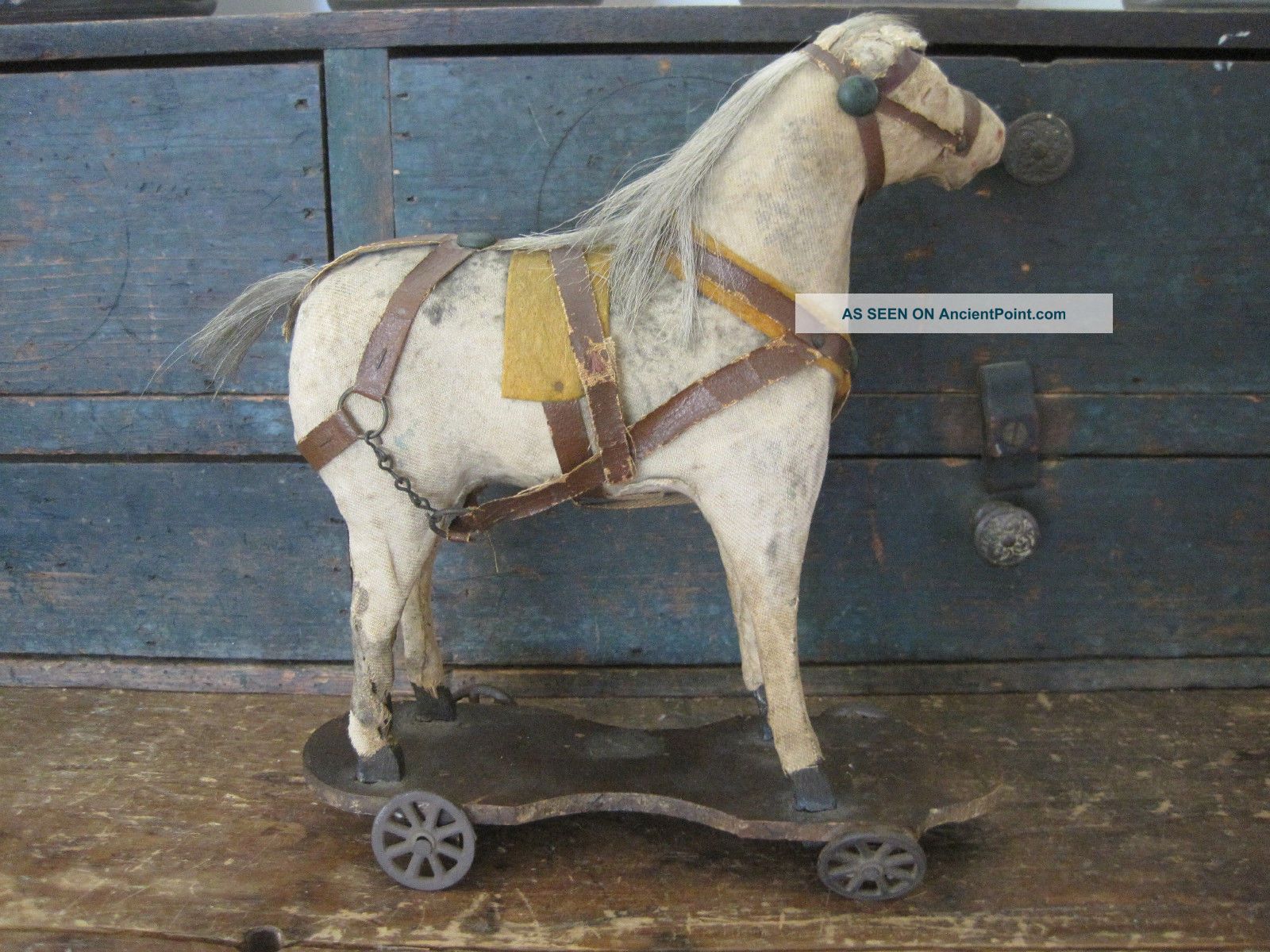 Old Antique Primitive Child ' S Fabric Covered Pull Toy Horse Wheels