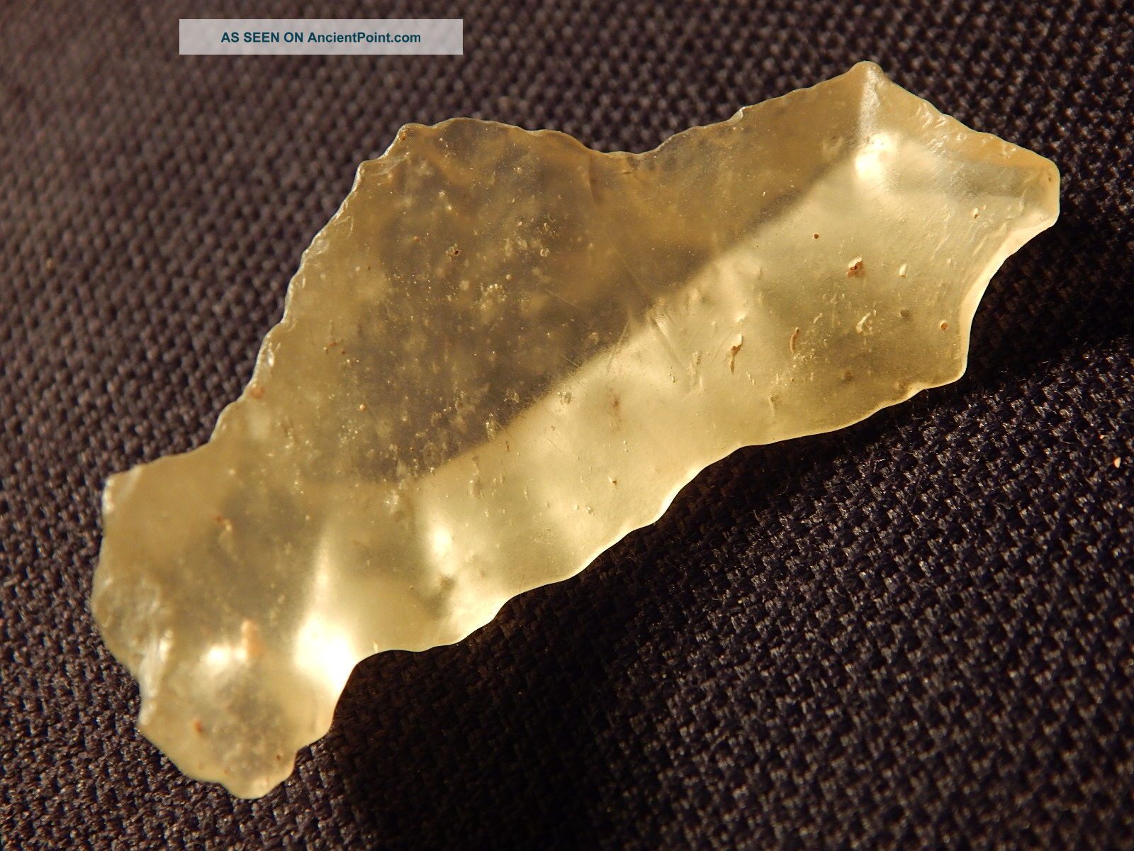 Translucent Prehistoric Tool Made From Libyan Desert Glass Found In Egypt 6.  79gr Neolithic & Paleolithic photo