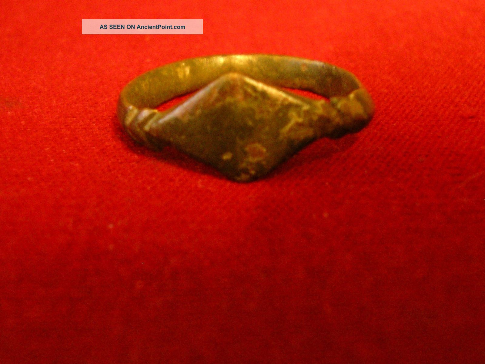 Ancient Roman Ring - - Metal Detector Find Roman photo