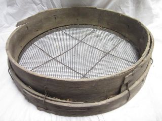 Round Antique Wooden Farm Agriculture Grain Seed Sifter/sorter/cleaner 17.  5 