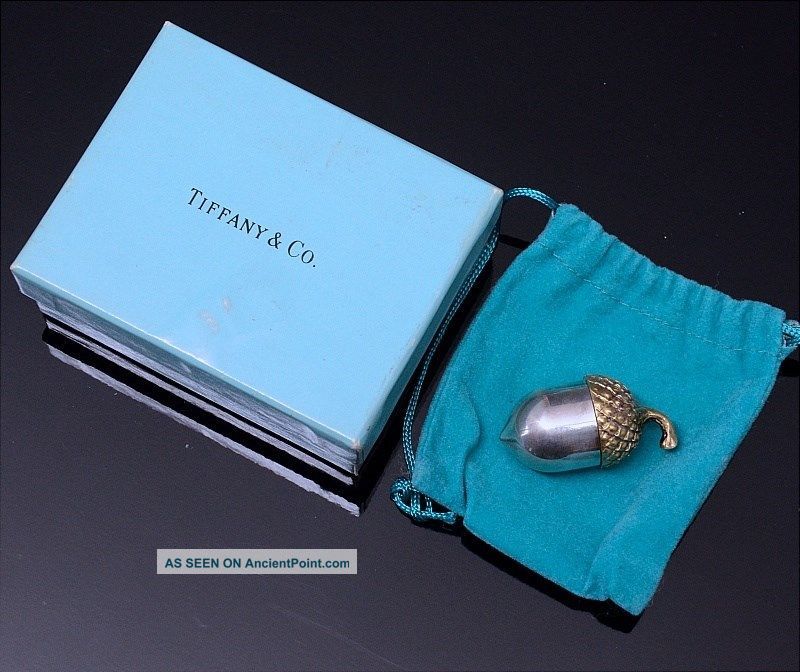 Top Quality Tiffany & Co.  Sterling Silver Gold Gilt Acorn Thimble Case Pill Box Brushes & Grooming Sets photo