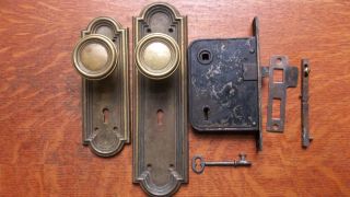 Antique Brass Entrance Doorknobs Doorplates & Keyed Lock Yale & Towne Pat.  1909 photo