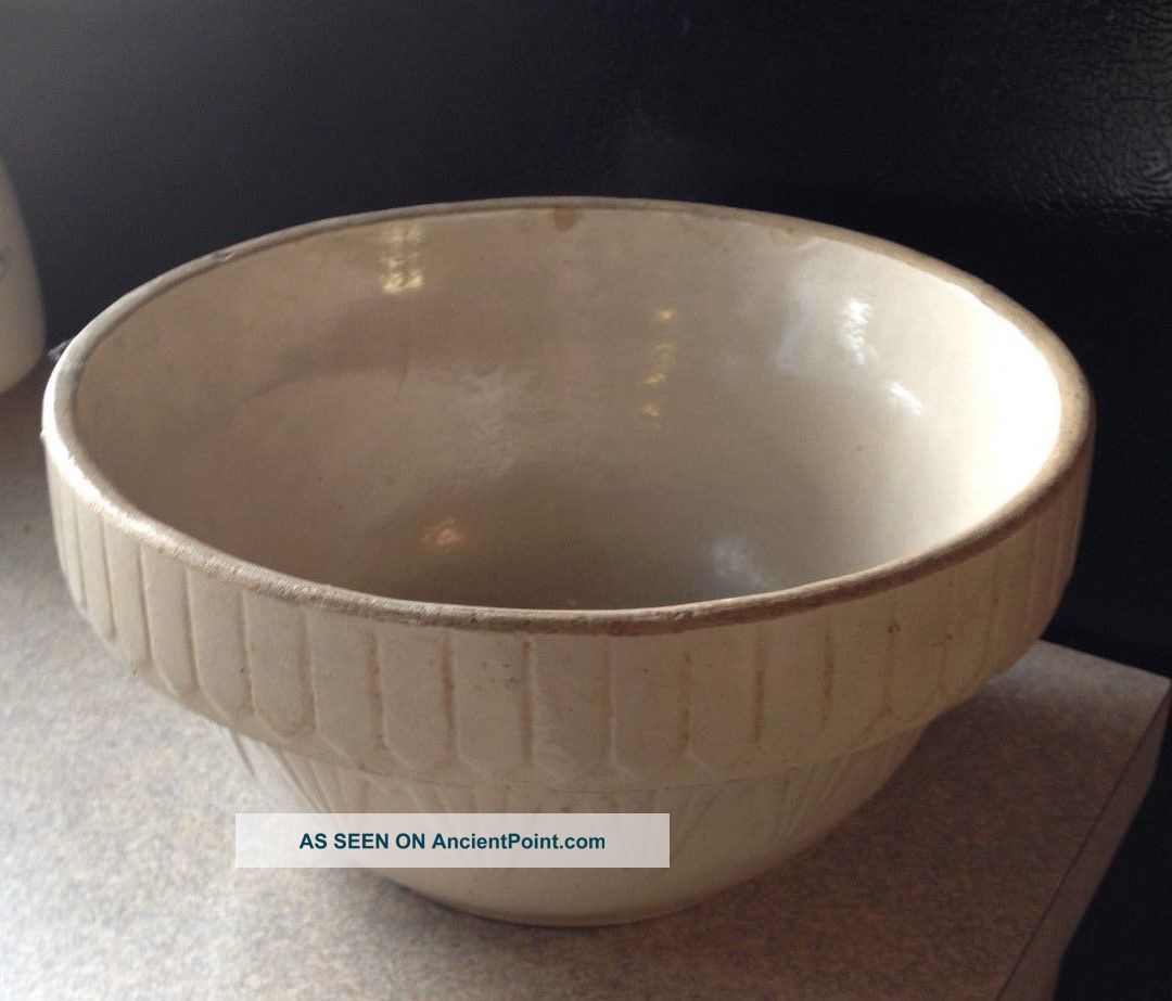 Large Yellow Ware Mixing Bowl 10 1/4 