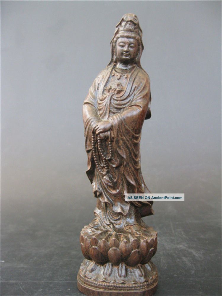 Chinese Hand Carved Buddha Agalloch Eaglewood Wood Guanyin Design Kwan-yin photo