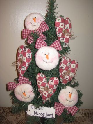 Handmade Country Christmas Fabric Snowmen Cookie Heart Ornies Ornaments Decor photo