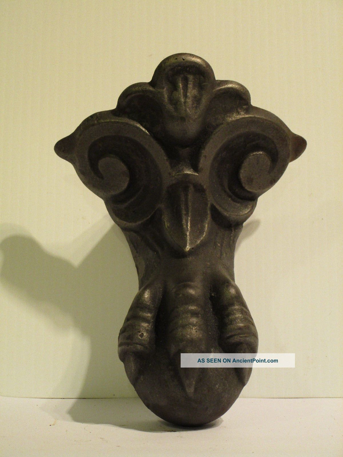 Antique Victorian Cast Iron Ball & Claw Tub Foot Bathtub Feet Replacement Leg Bath Tubs photo