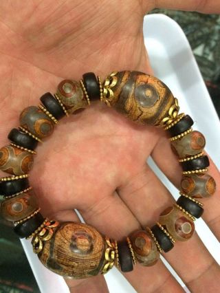 Delicate Chinese Agate Hand Carved Bracelets photo