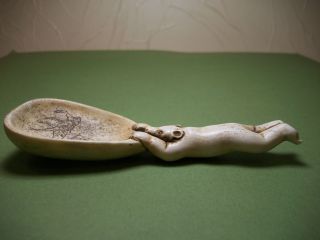 Antique Spoon With A Crawling Bear.  Inuit Yupik Item.  Chukotka.  Engraved photo