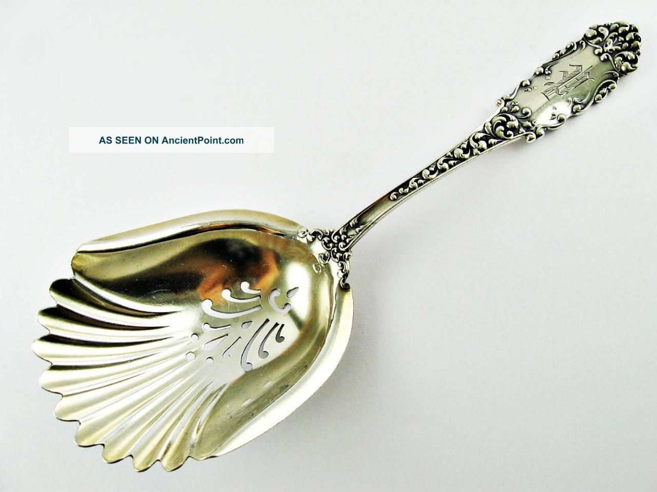 Antique Watson Victoria Pattern Sterling Silver Bon Bon Scoop 5 & 3/4 