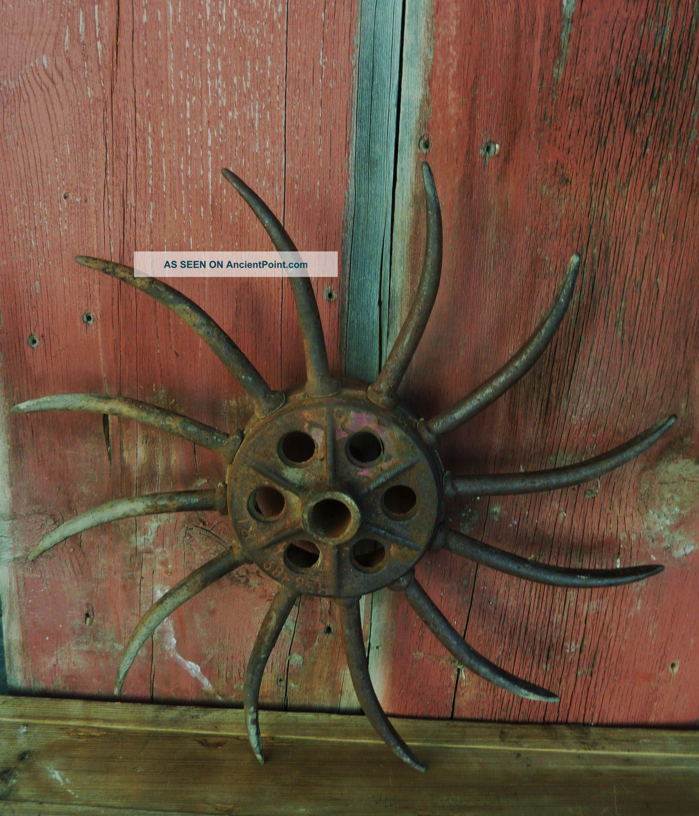 Antique Cast Iron Rotary Wheel Hoe Farm Cultivator 18 
