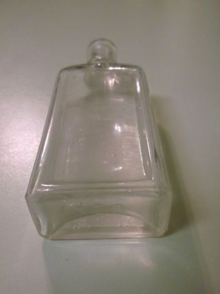 Antique Glass Apothecary Bottle,  W T Co,  Henry Thorn Pharmacist,  Medford Nj,  4 Oz photo