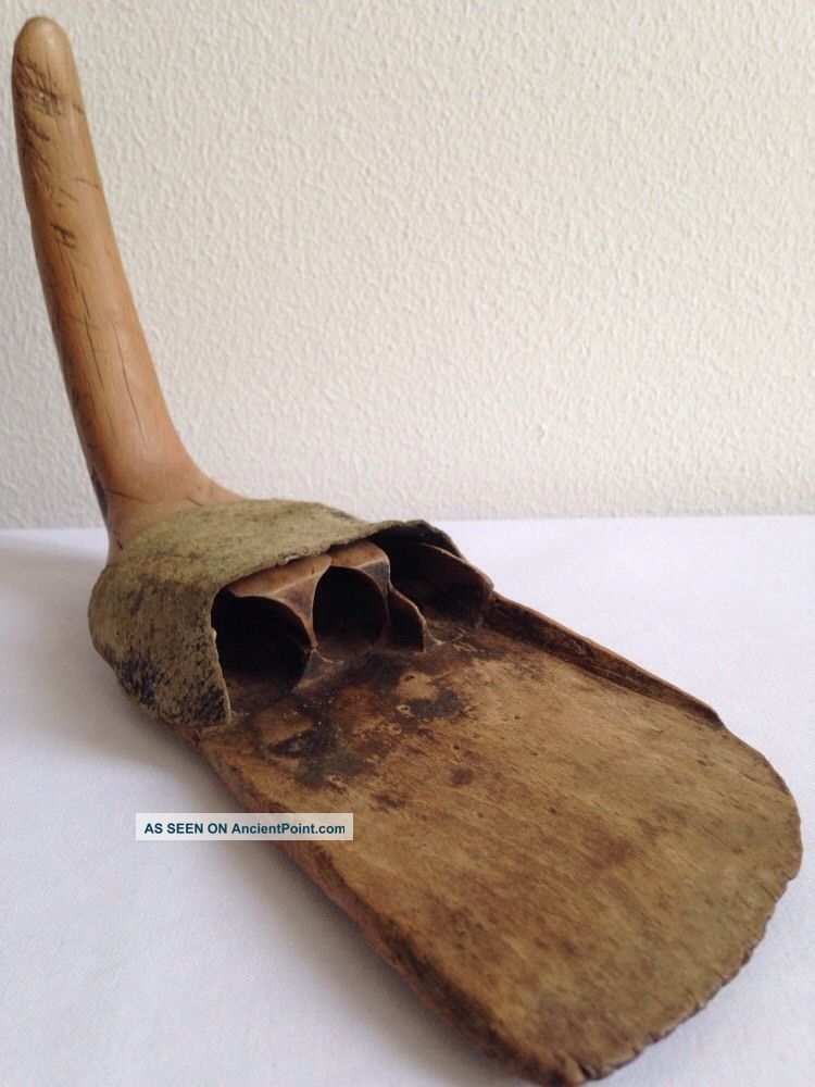 Most Unusual Very Old Wooden Object - Shoe? Glove?what Is It? Other Ethnographic Antiques photo