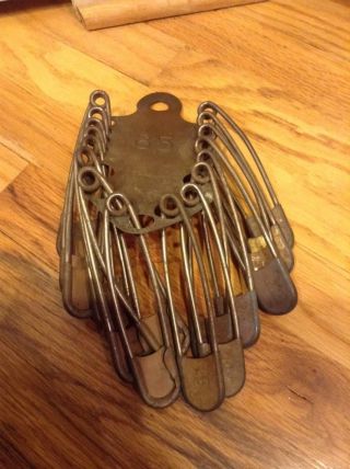 Vintage Laundry Or Military Safety Pins And Holder Keyes - Davis Battle Creek Mich photo