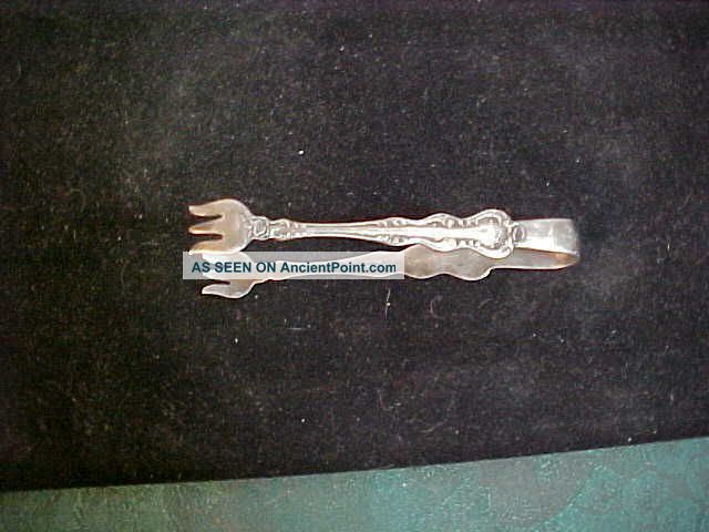 Exquisite Holmes & Edwards Xiv Decorative Sugar Cube Tongs - Flatware & Silverware photo