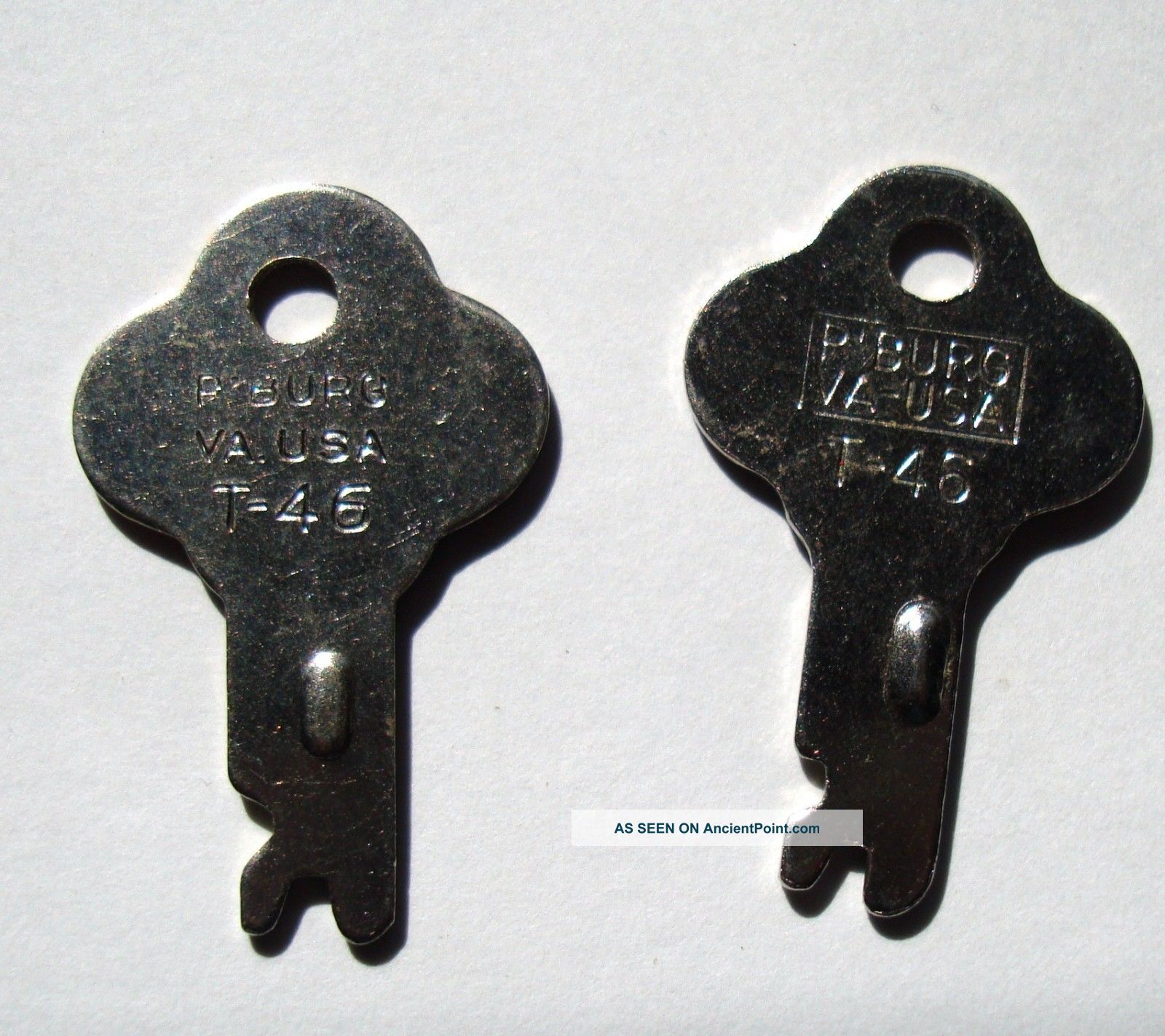 Two (2) Trunk Keys T - 46 Long Mfg Co Sewards Luggage Petersburg Va 1800-1899 photo
