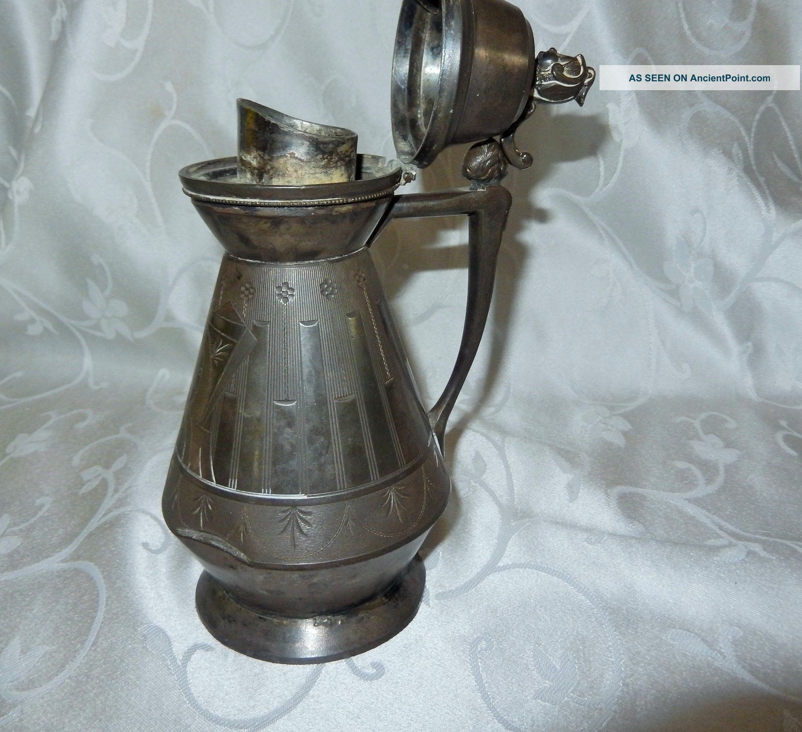 Antique Meridian Company Silver Plated Syrup Pitcher Other Antique Silverplate photo